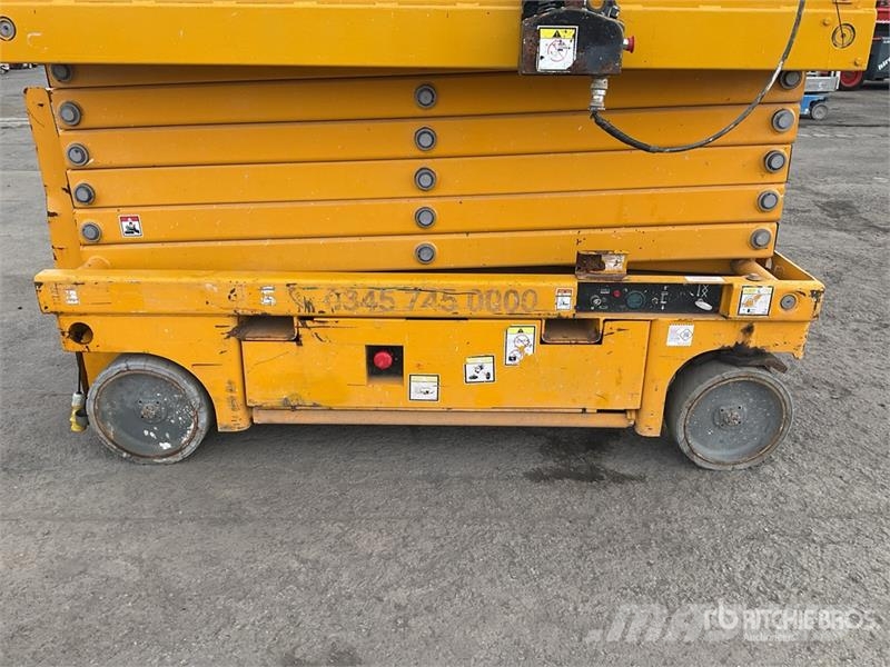 Haulotte COMPACT 14 Electric Scissor Lift Scissor lifts