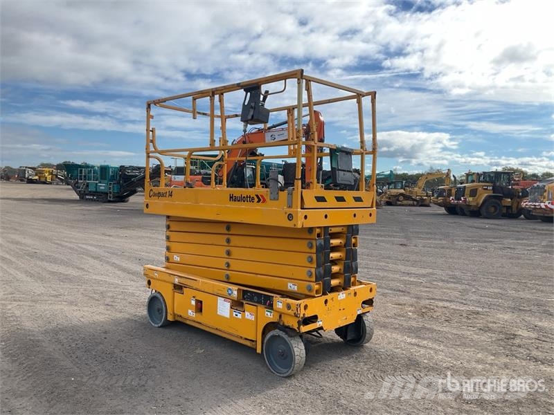 Haulotte Compact 14 Electric Scissor Lift Šķerveida pacēlāji