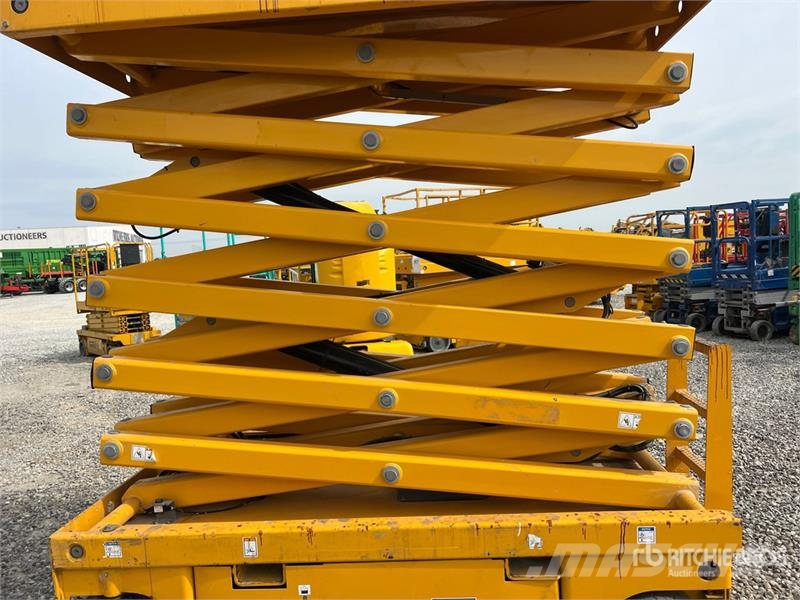 Haulotte Compact 14 Electric Scissor Lift Ollós emelők
