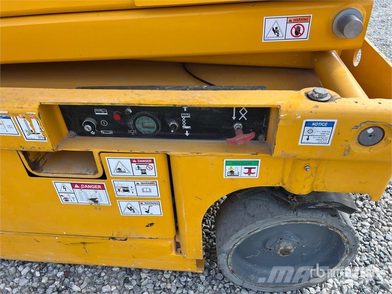 Haulotte Compact 14 Electric Scissor Lift Scheren-Arbeitsbühnen