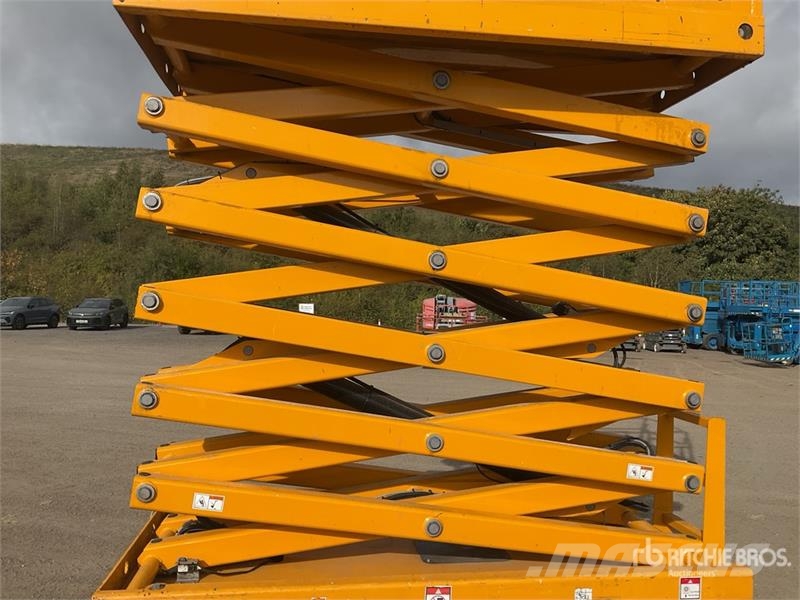 Haulotte Compact 14 Electric Scissor Lift Ollós emelők