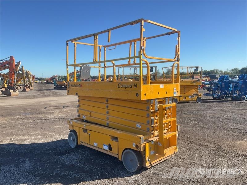 Haulotte Compact 14 Electric Scissor Lift Scissor lifts