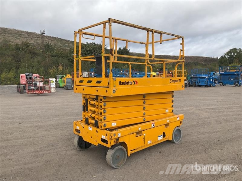 Haulotte Compact 14 Electric Scissor Lift Ollós emelők