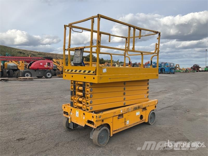 Haulotte COMPACT 14 Electric Scissor Lift Scissor lifts