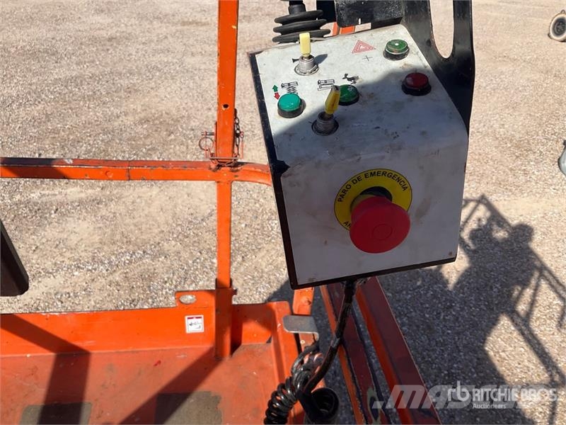 Haulotte Compact 14 Electric Electric Scissor Lift (Inopera Elevadores de tesoura