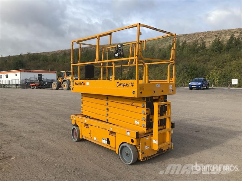 Haulotte Compact 14 Electric Scissor Lift Šķerveida pacēlāji