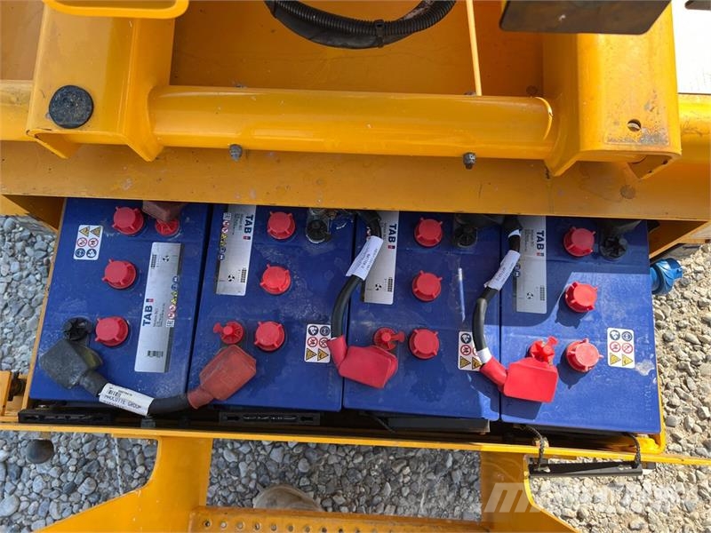 Haulotte Compact 14 Electric Scissor Lift Ανυψωτήρες ψαλιδωτής άρθρωσης