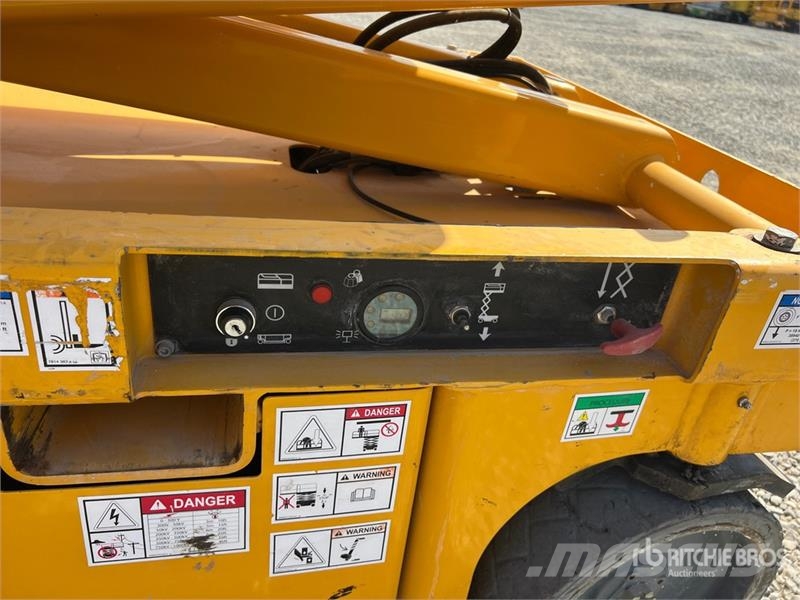 Haulotte Compact 14 Electric Scissor Lift Scheren-Arbeitsbühnen