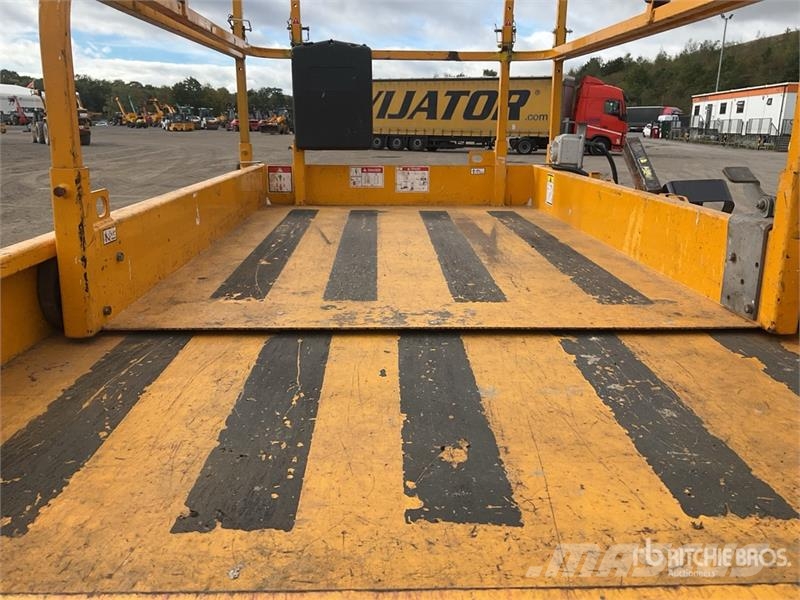Haulotte Compact 14 Electric Scissor Lift Ollós emelők