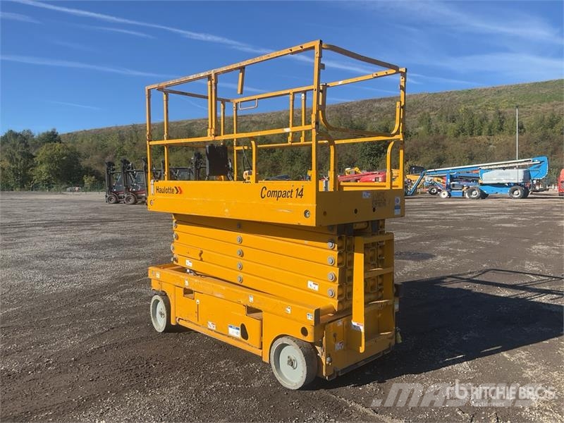 Haulotte Compact 14 Electric Scissor Lift Scissor lifts