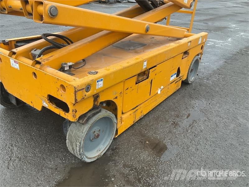 Haulotte Compact 14 Electric Scissor Lift Ножничные подъемники