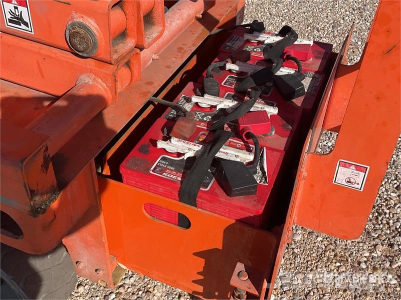 Haulotte Compact 14 Electric Electric Scissor Lift (Inopera Elevadores de tesoura