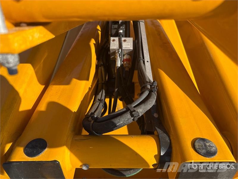 Haulotte Compact 14 Electric Scissor Lift Scissor lifts