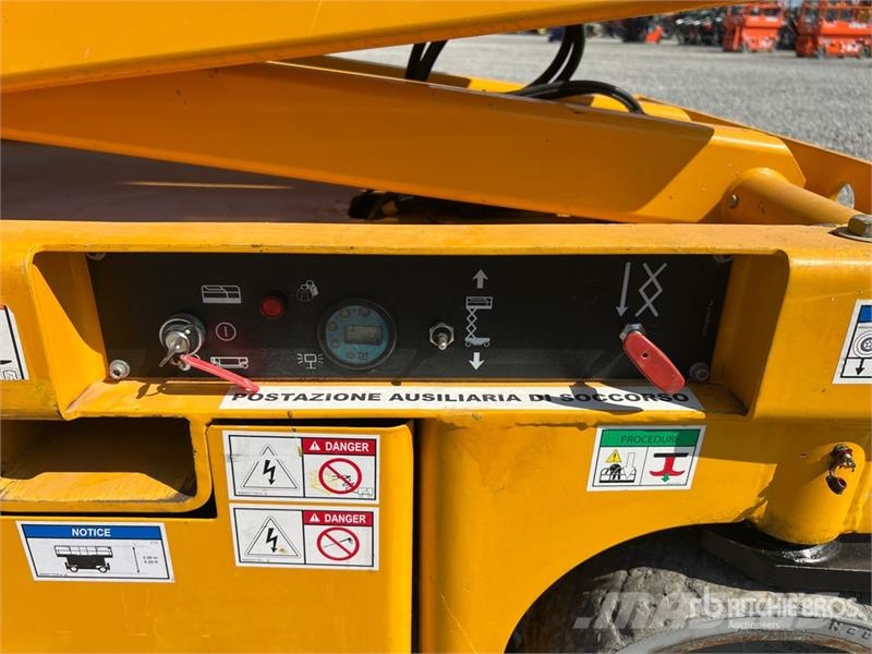 Haulotte Compact 14 Electric Scissor Lift Ανυψωτήρες ψαλιδωτής άρθρωσης