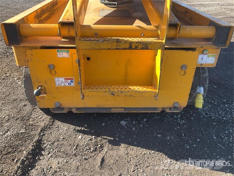 Haulotte Compact 14 Electric Scissor Lift Scissor lifts
