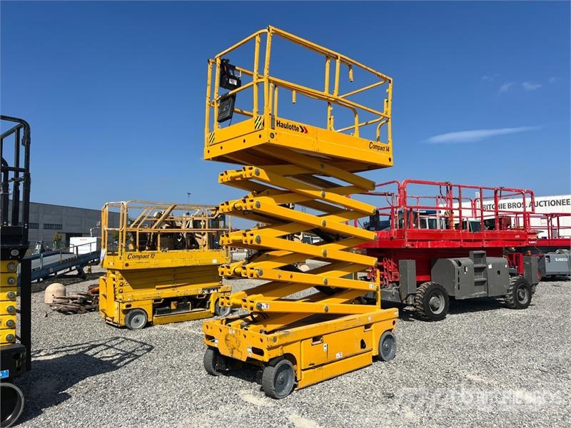 Haulotte Compact 14 Electric Scissor Lift Scheren-Arbeitsbühnen