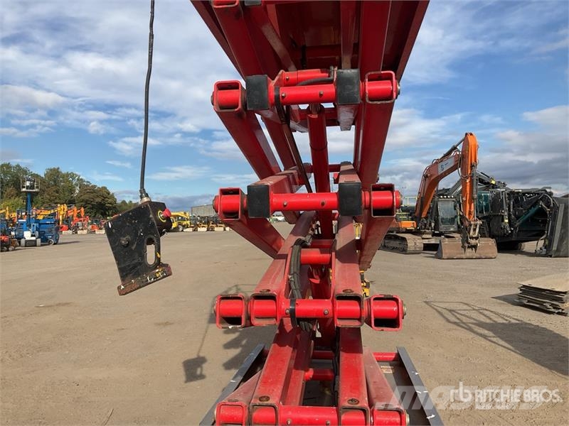 Haulotte Compact 14 Electric Scissor Lift Scissor lifts
