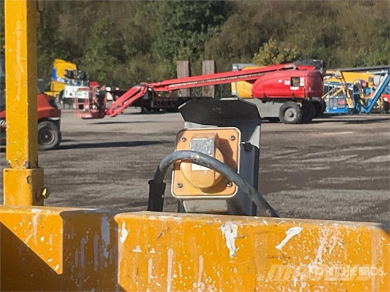 Haulotte Compact 14 Electric Scissor Lift Scissor lifts