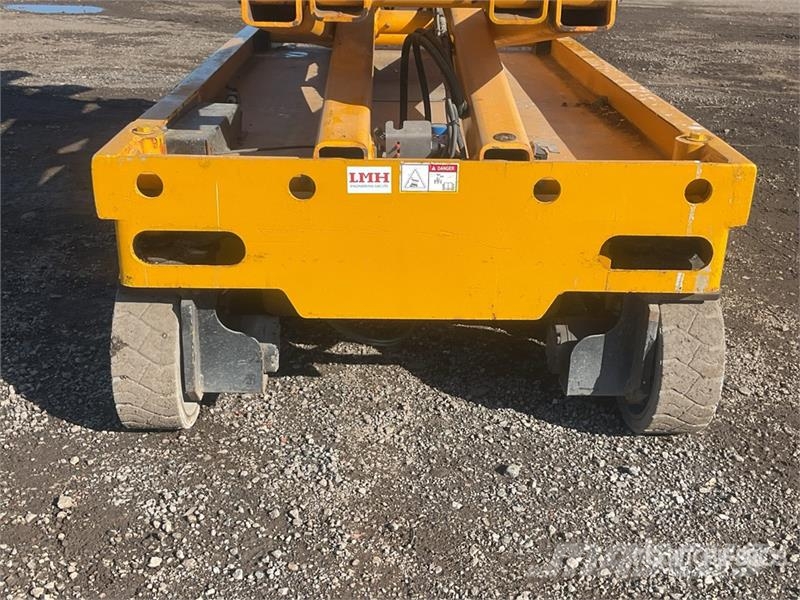 Haulotte Compact 14 Electric Scissor Lift Scissor lifts