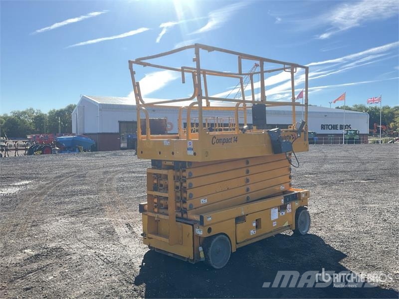 Haulotte Compact 14 Electric Scissor Lift Scissor lifts