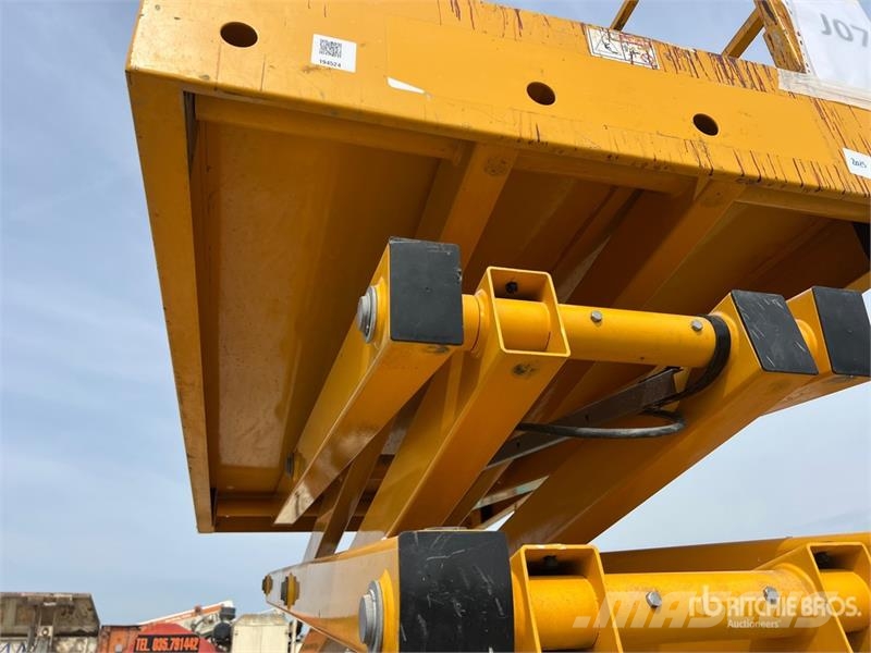 Haulotte Compact 14 Electric Scissor Lift Ollós emelők