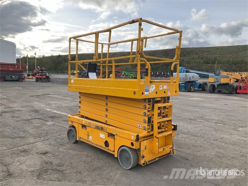 Haulotte COMPACT 14 Electric Scissor Lift Scissor lifts