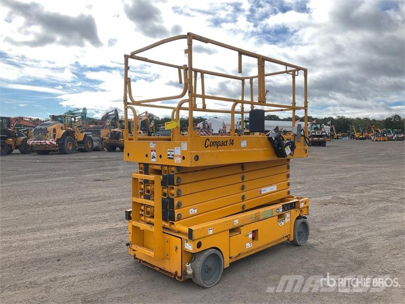 Haulotte Compact 14 Electric Scissor Lift Ollós emelők