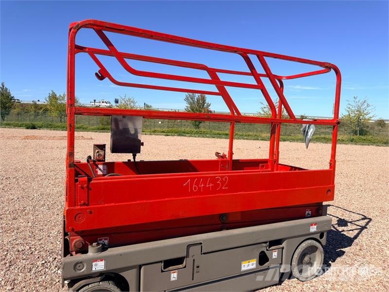 Haulotte Compact 8 Electric Scissor Lift Škarjaste dvižne ploščadi