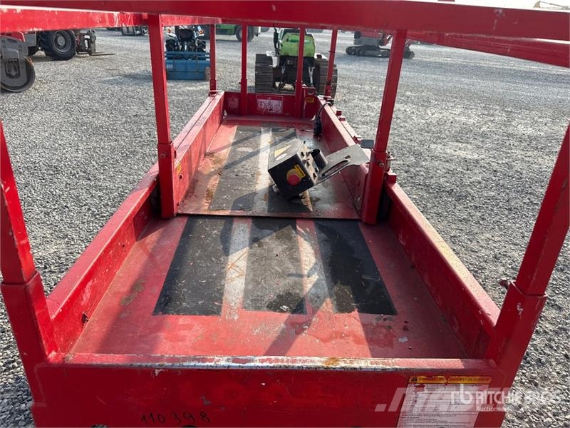 Haulotte COMPACT 8 Electric Scissor Lift (Inoperable) Elevadores de tesoura