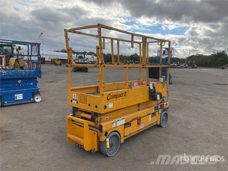 Haulotte Compact 8 Electric Scissor Lift Scissor lifts