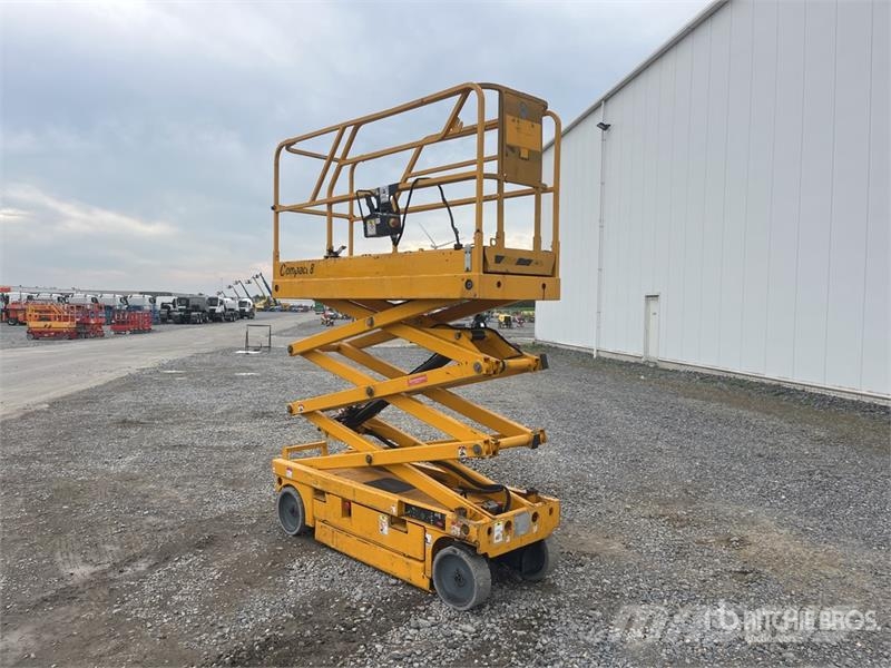 Haulotte COMPACT 8CU Electric Scissor Lift Schaarhoogwerkers