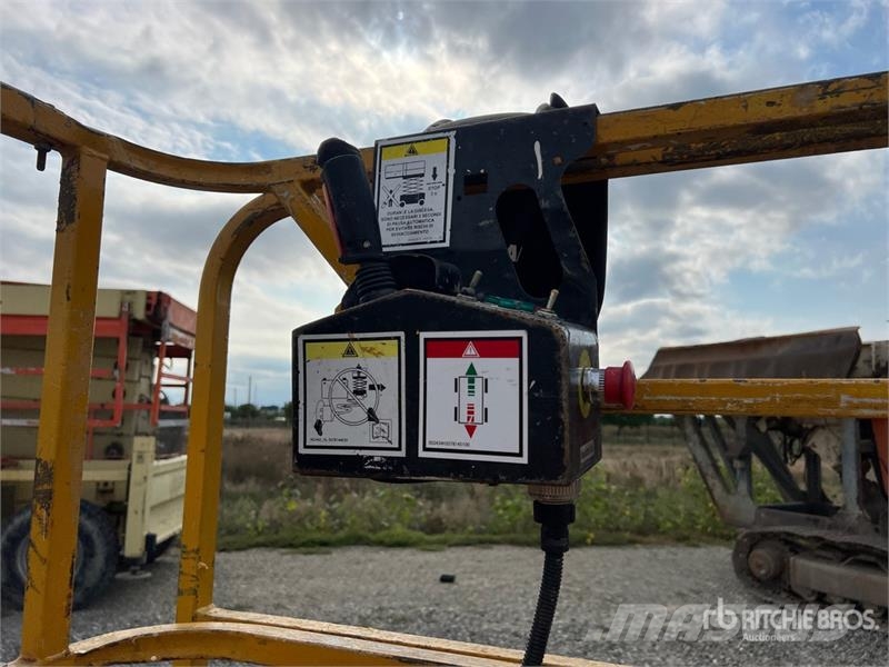 Haulotte Compact 8W Electric Scissor Lift Škarjaste dvižne ploščadi