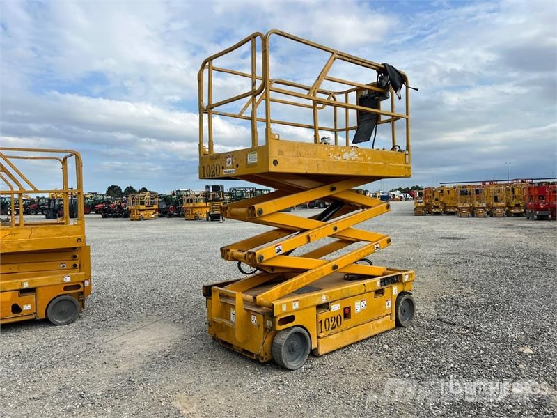 Haulotte Compact 8W Electric Scissor Lift Škarjaste dvižne ploščadi