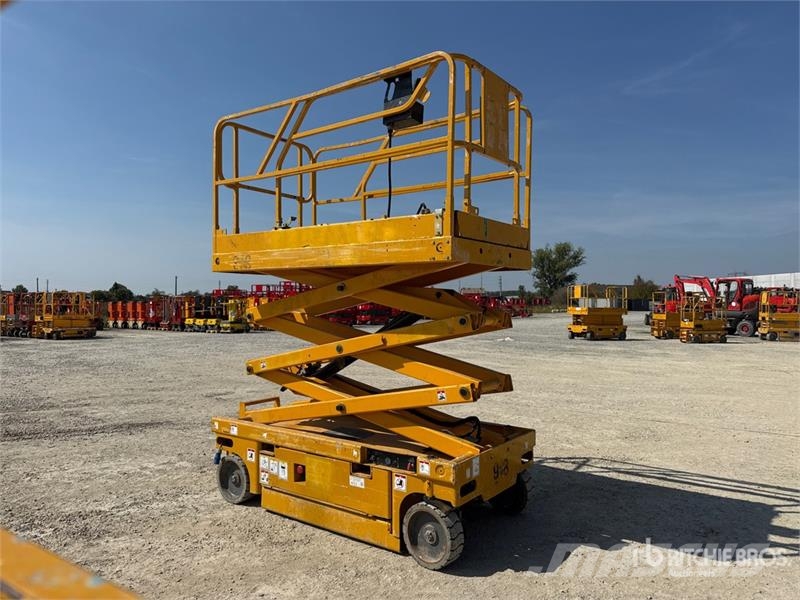 Haulotte Compact 8W Electric Scissor Lift Scheren-Arbeitsbühnen