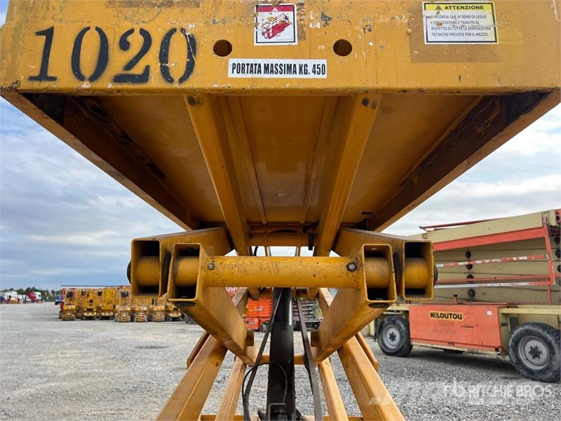 Haulotte Compact 8W Electric Scissor Lift Škarjaste dvižne ploščadi