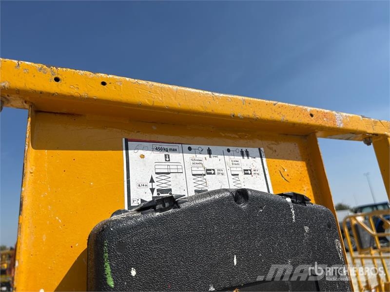 Haulotte Compact 8W Electric Scissor Lift Scheren-Arbeitsbühnen