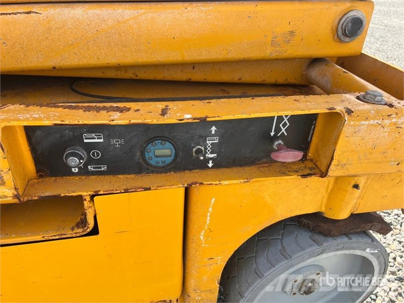 Haulotte Compact Electric Scissor Lift Ollós emelők