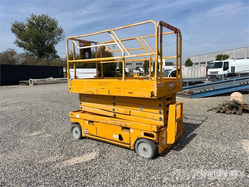 Haulotte Compact Electric Scissor Lift Ollós emelők