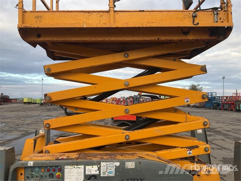 Haulotte Compact12 4x4 Diesel Scissor Lift Saxlifte