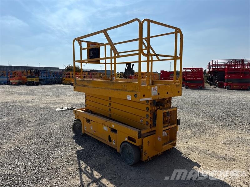 Haulotte Compact12 Electric Scissor Lift Scheren-Arbeitsbühnen