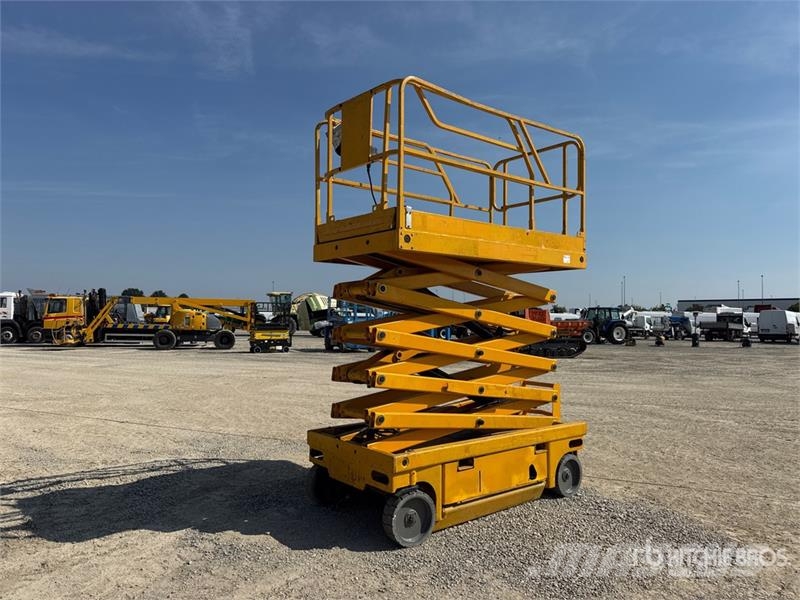 Haulotte Compact12 Electric Scissor Lift Ножични работни платформи