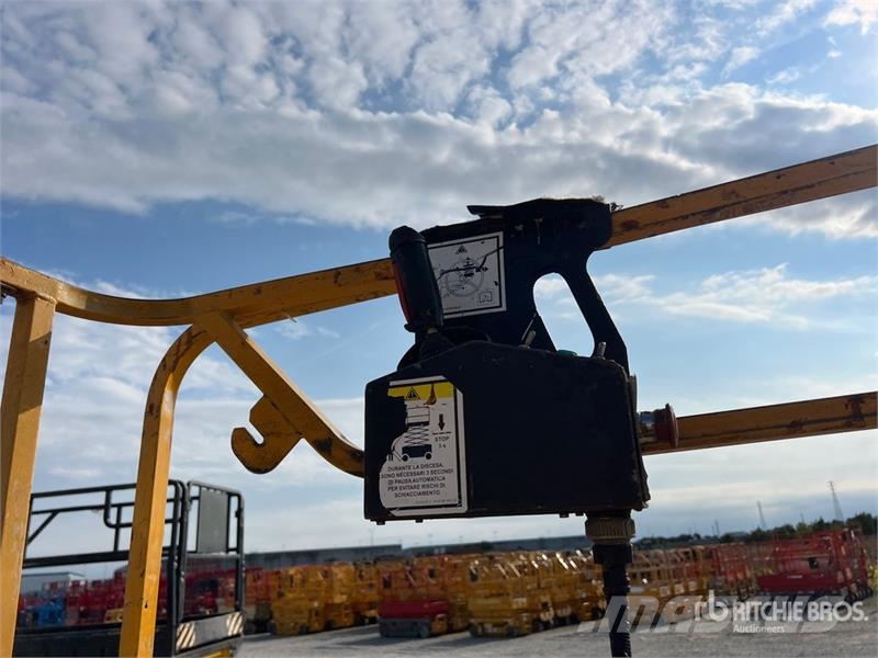 Haulotte Compact12 Electric Scissor Lift Makasli platformlar