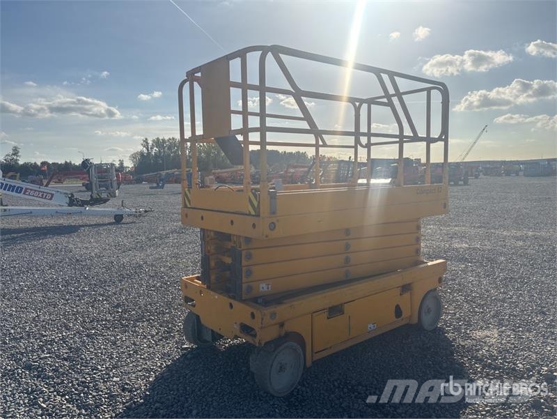 Haulotte Compact12 Electric Scissor Lift Schaarhoogwerkers