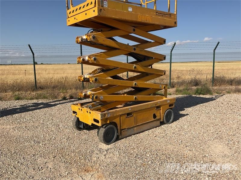 Haulotte Compact12 Electric Scissor Lift 가위형 리프트