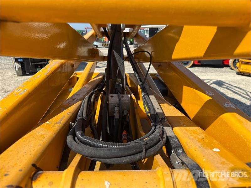 Haulotte Compact12 Electric Scissor Lift Ножични работни платформи