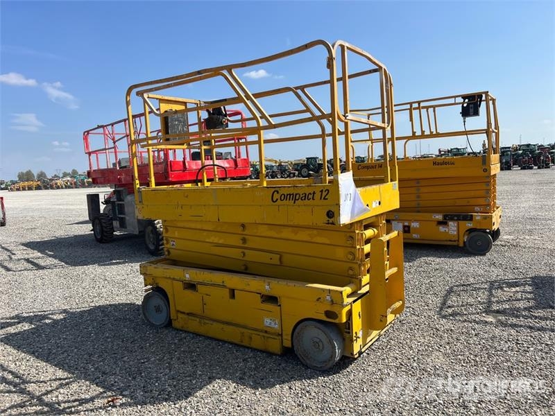 Haulotte Compact12 Electric Scissor Lift (Inoperable) Scheren-Arbeitsbühnen