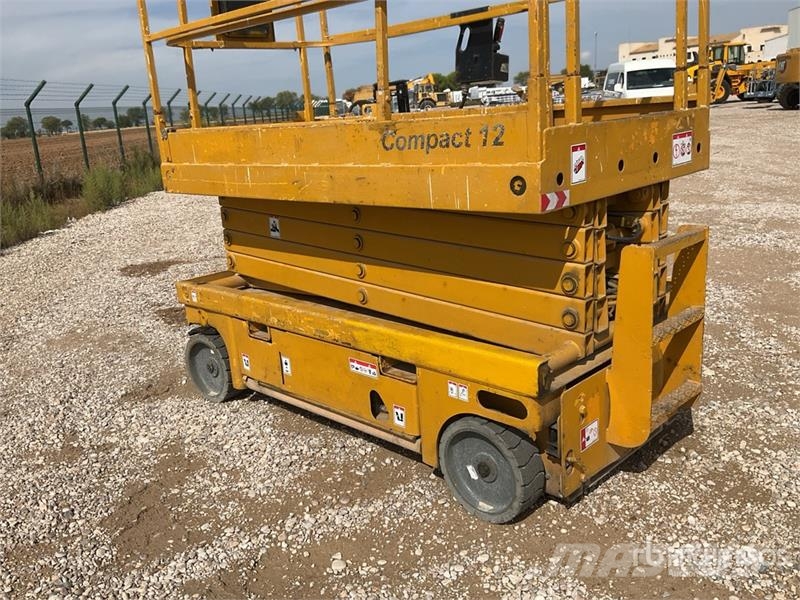 Haulotte Compact12 Electric Scissor Lift Ollós emelők
