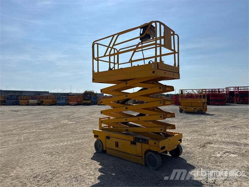 Haulotte Compact12 Electric Scissor Lift Ножични работни платформи