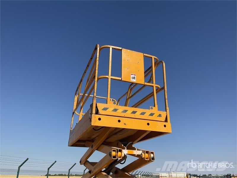 Haulotte Compact12 Electric Scissor Lift 가위형 리프트
