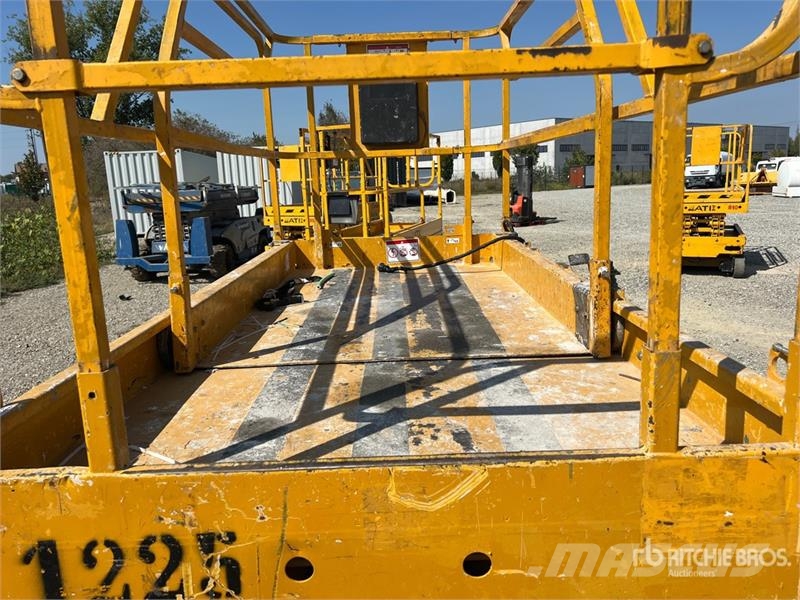 Haulotte Compact12 Electric Scissor Lift (Inoperable) Ανυψωτήρες ψαλιδωτής άρθρωσης